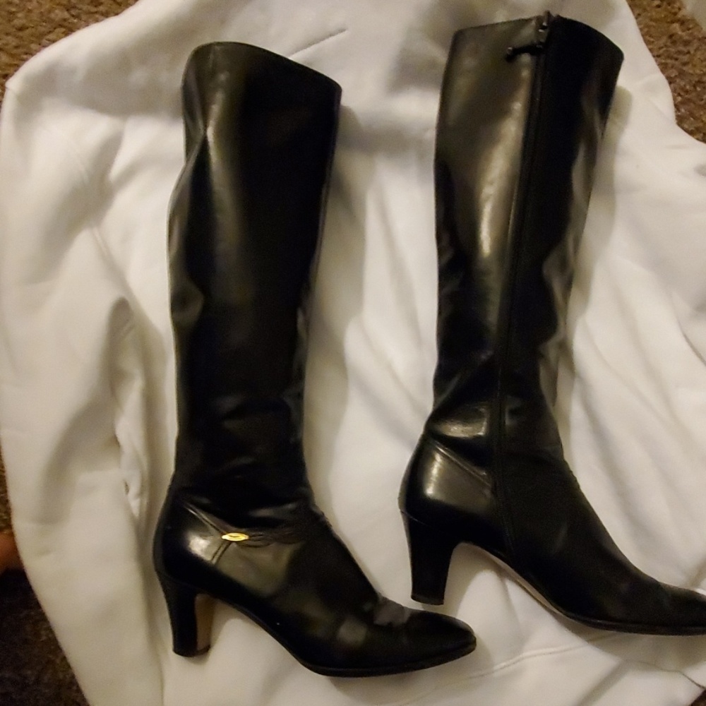 Salvatore Ferragamo  calf boots